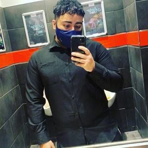 Meet your Posher, Nicolas